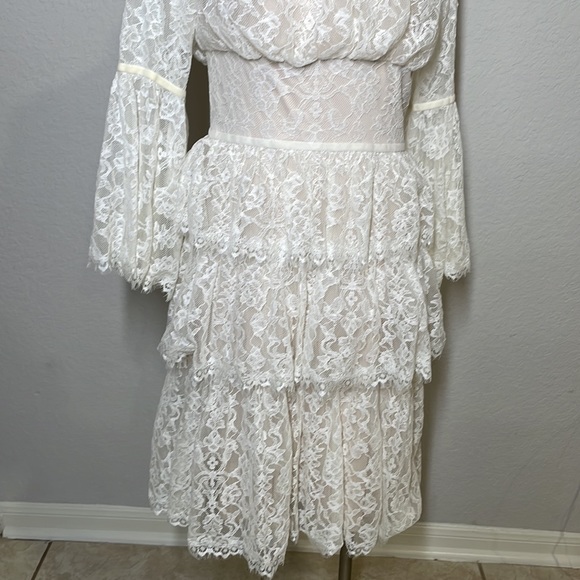 Tadashi Shoji Jacquin off shoulder lace dress size 10 - Picture 4 of 10